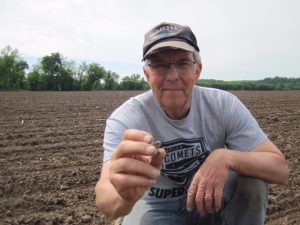 Larry Ehlinger, EARTH Metal Detecting